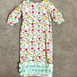 Sweethoney Newborn Gown
